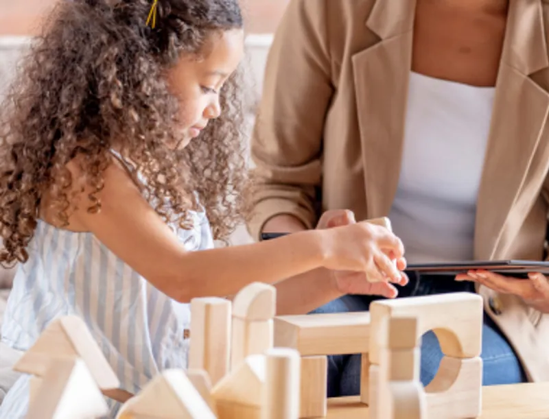 2190 20230418 041655 Bh Blog Play Therapy Infographic 380X290