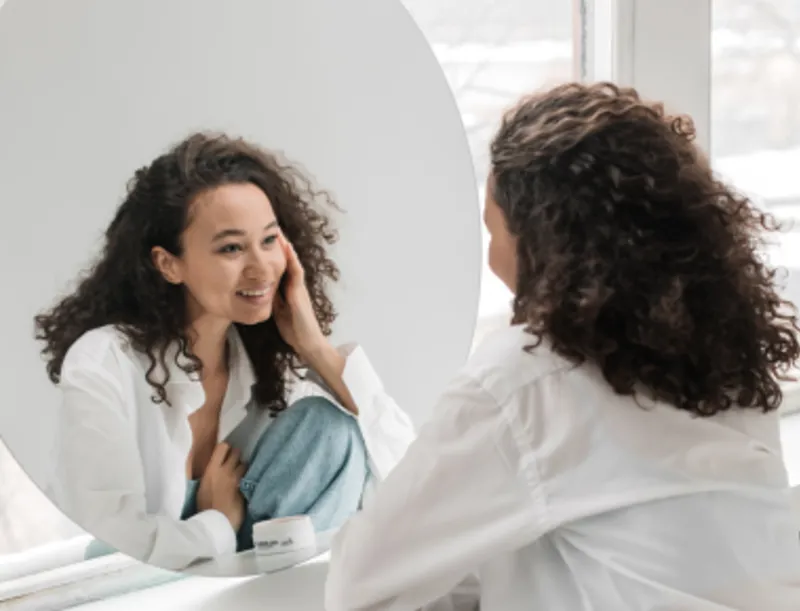 2184 20230404 010029 Pbh Blog Why Self Love Is Hard For Women 380X290 (1)